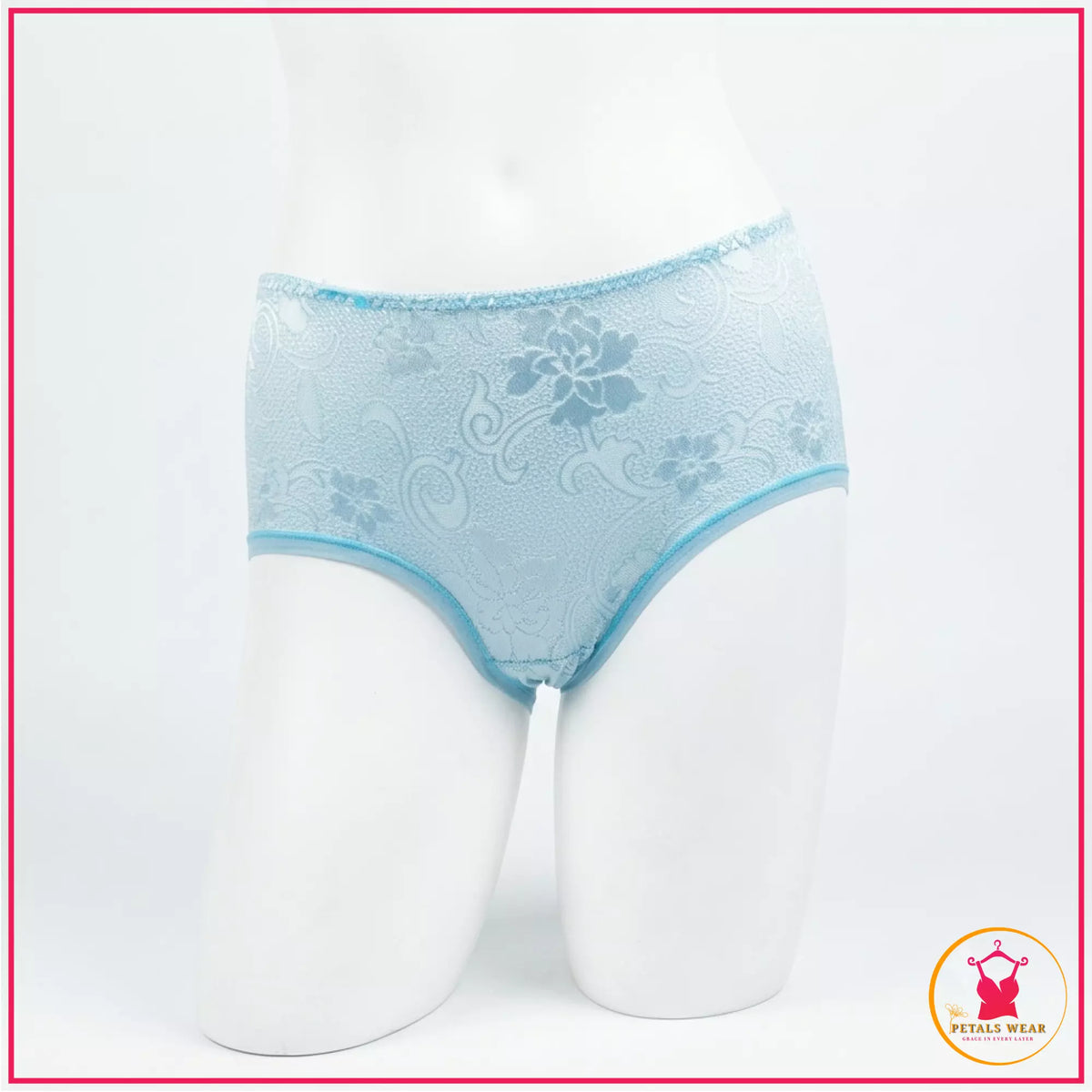 3. Breathable cotton comfort panty with lace embroidery

